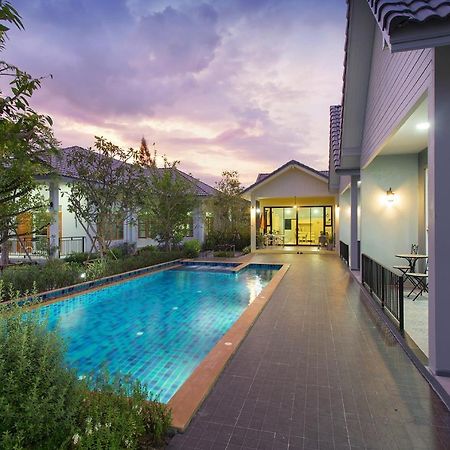 Hotel Baan Phurit Khaoyai Pak Chong Esterno foto