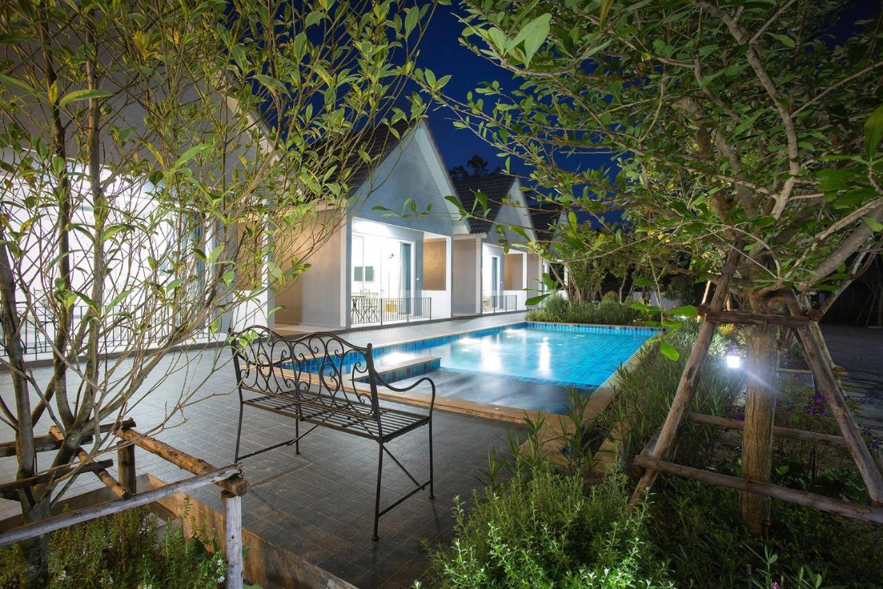 Hotel Baan Phurit Khaoyai Pak Chong Esterno foto